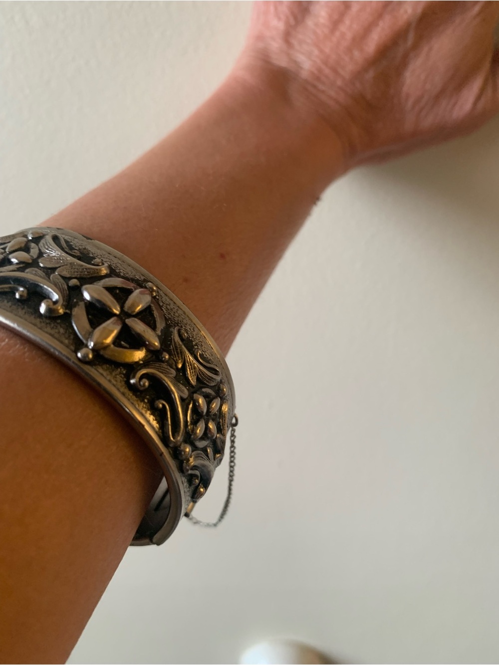Silver-Tone Floral Cuff Bracelet - Elegant Women’s Jewelry